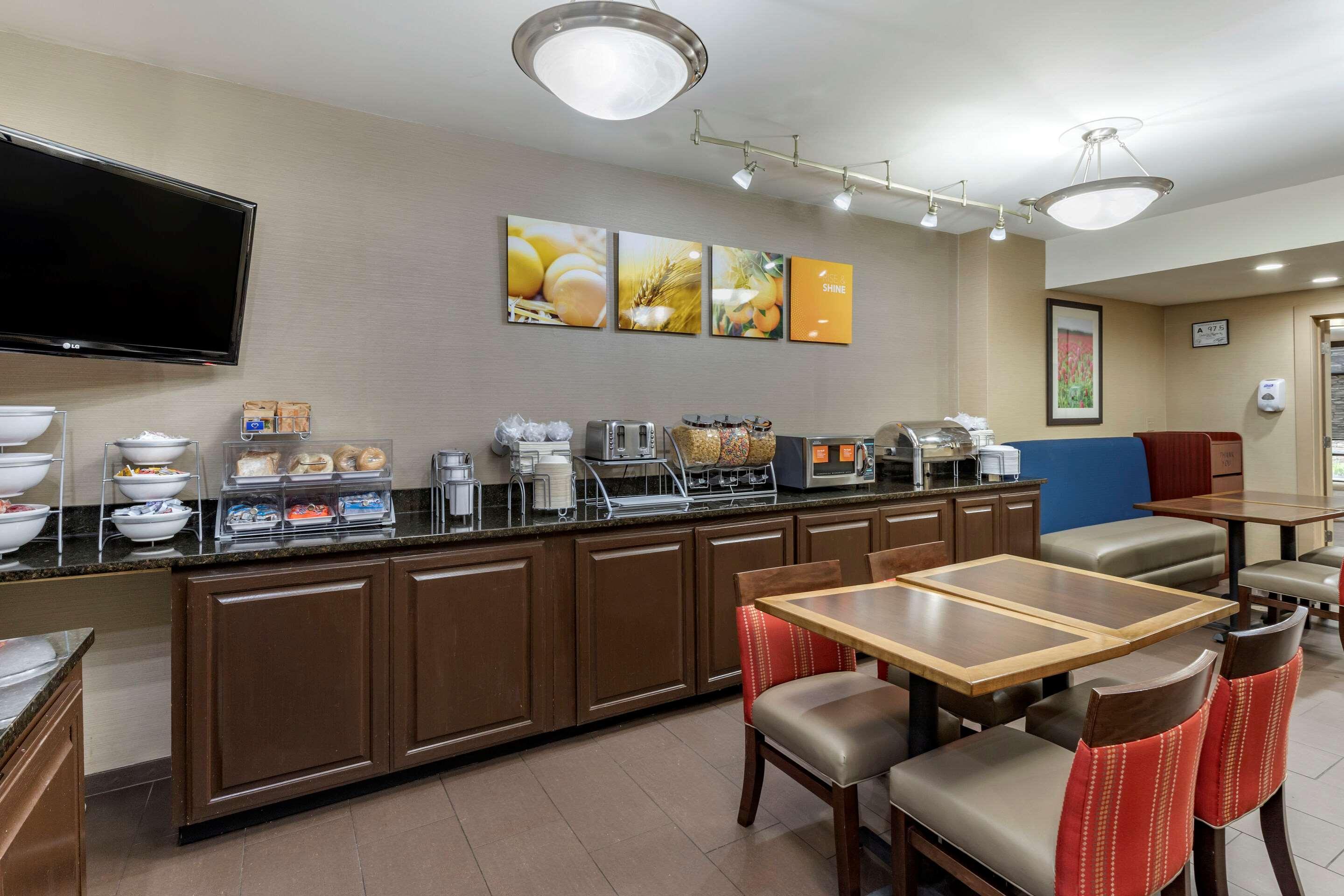 Comfort Inn Shelby Exteriör bild