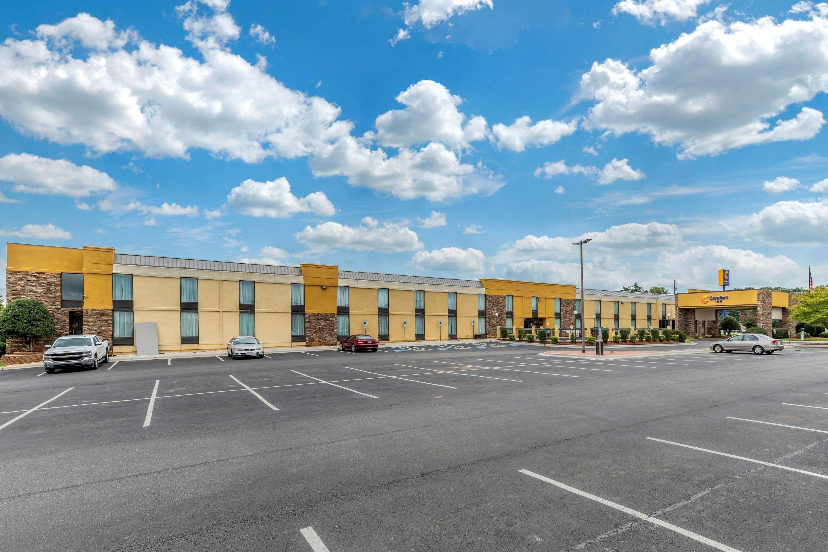 Comfort Inn Shelby Exteriör bild